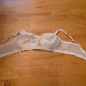 Playtex Cross Your Heart Bra - 34C